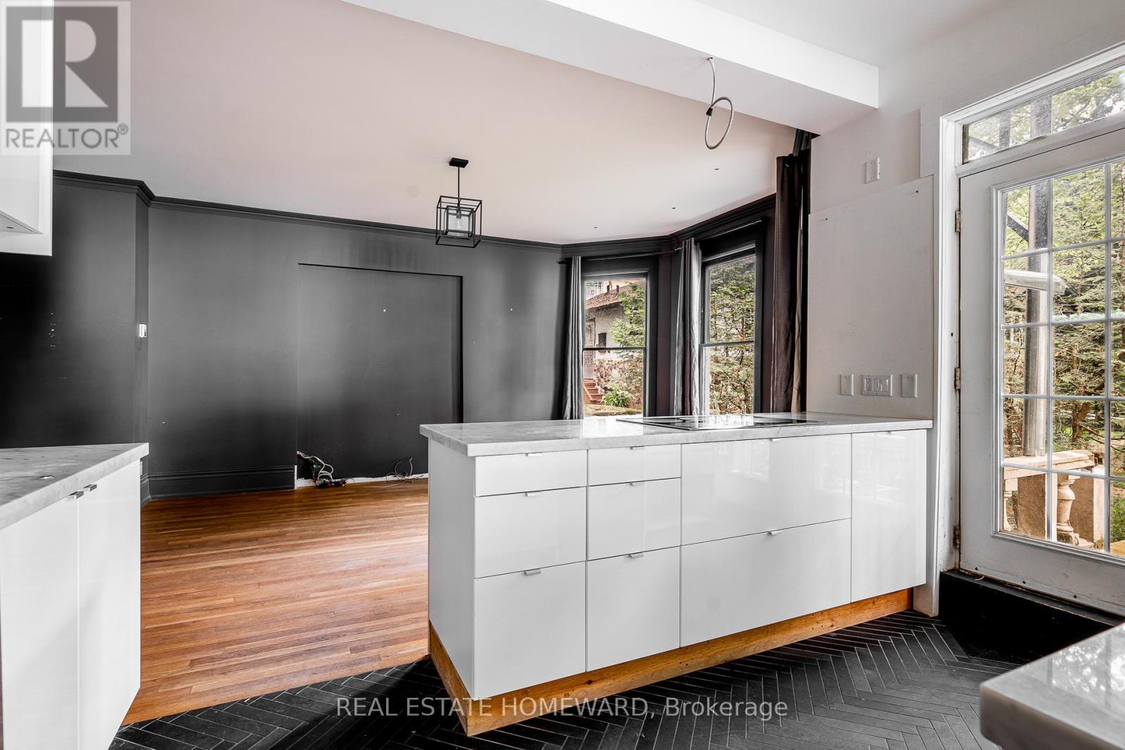 3025 Queen Street E, Toronto, Ontario  M1N 1A5 - Photo 9 - E12427427