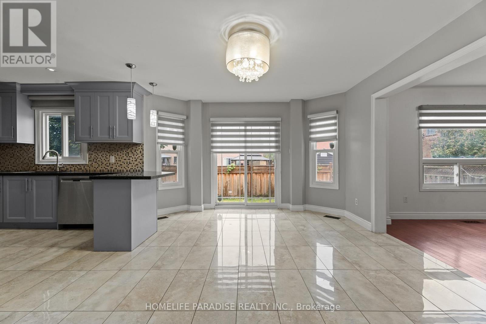 6 Ivy Lea Court, Brampton, Ontario  L6Y 4K6 - Photo 20 - W12425187