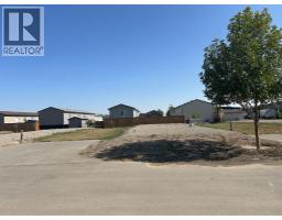 2048 Sunflower Crescent, Coaldale, Ca