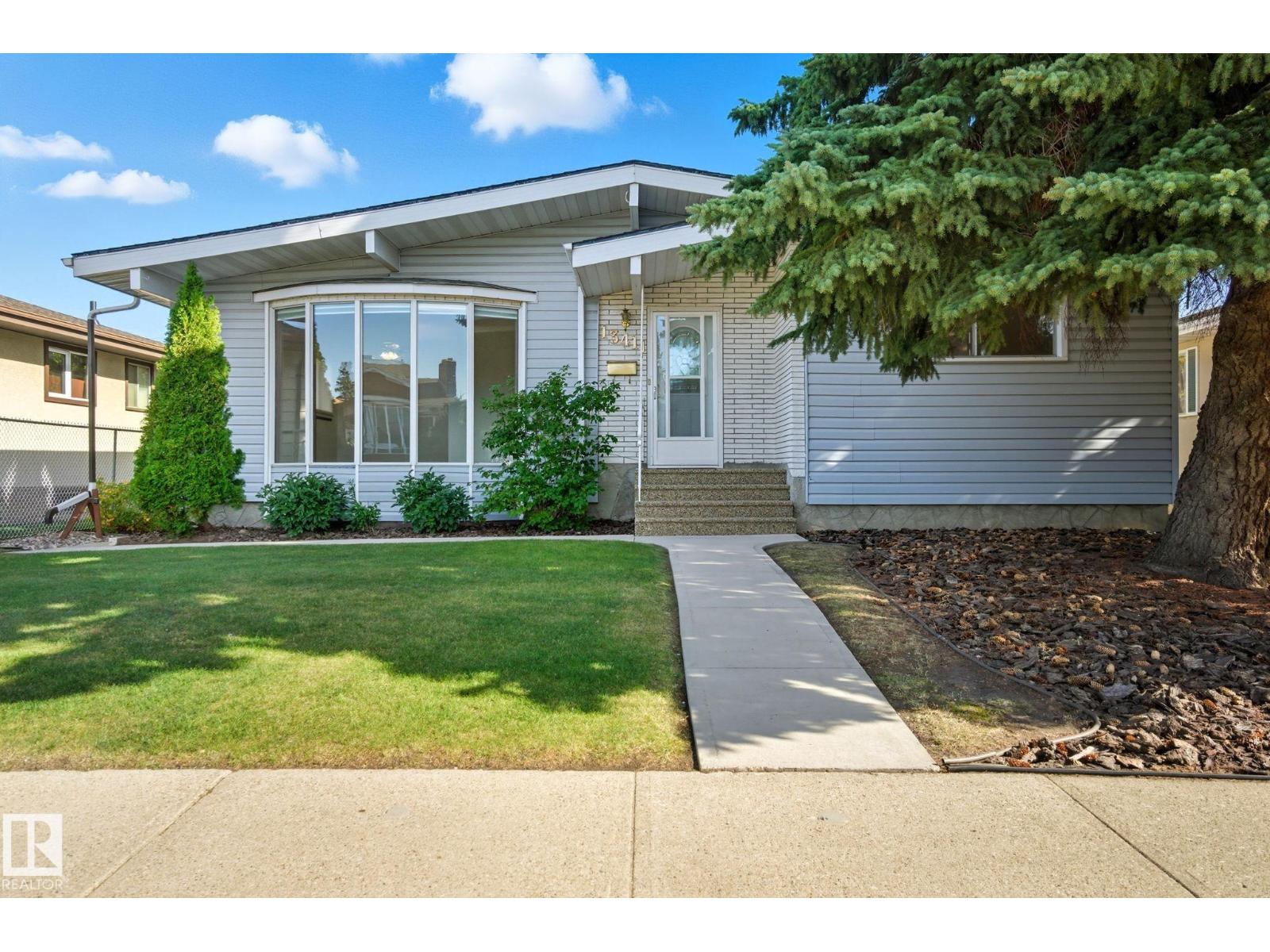 13411 71 St Nw, Edmonton, Alberta  T5C 0M9 - Photo 1 - E4459537