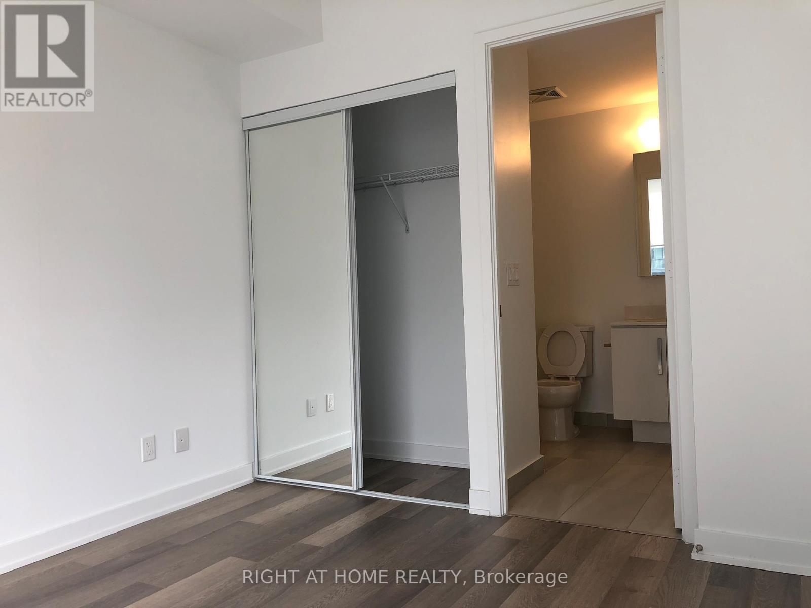 2207 - 5180 Yonge Street, Toronto, Ontario  M2N 0K5 - Photo 10 - C12427759