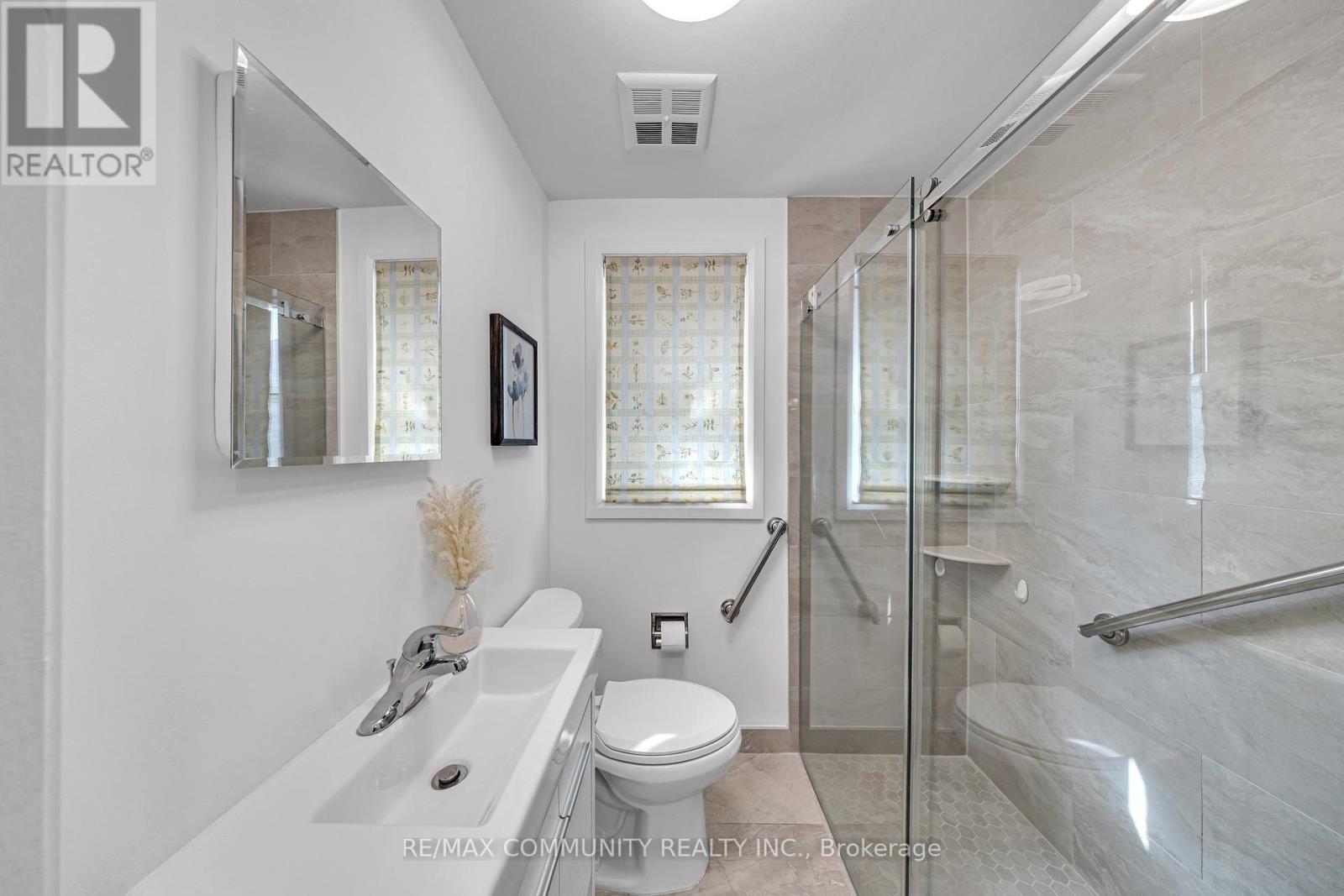 50 Joanith Drive, Toronto, Ontario  M4B 1S7 - Photo 19 - E12427750