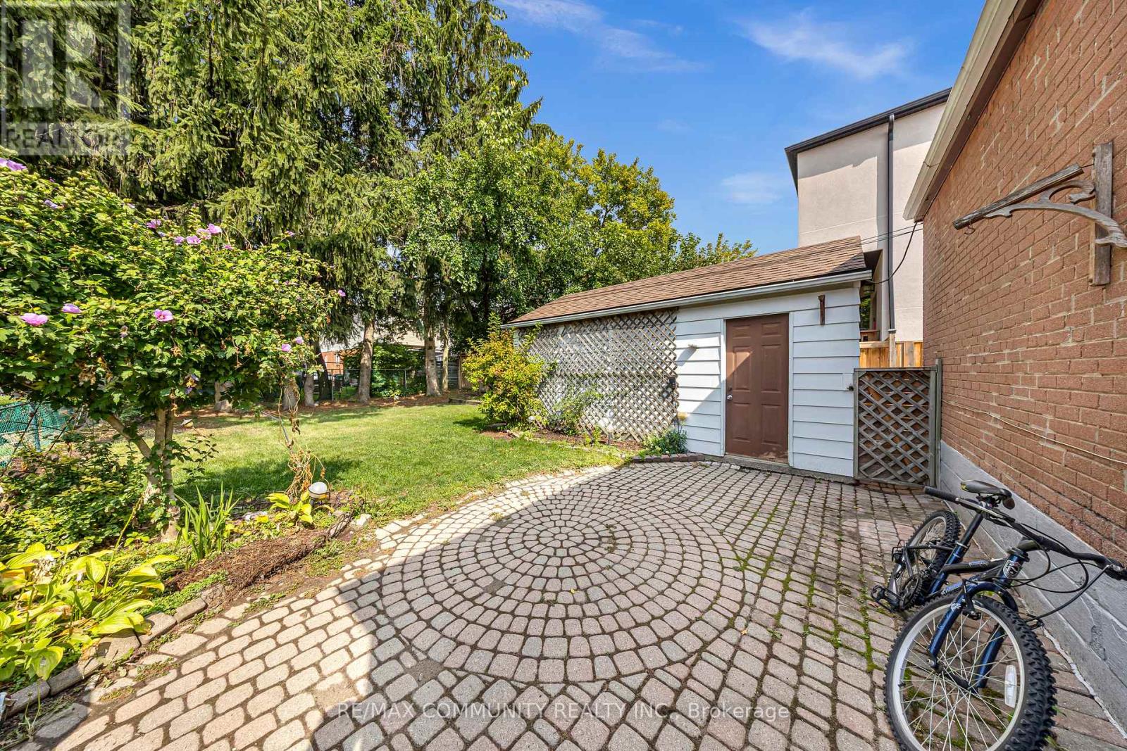 50 Joanith Drive, Toronto, Ontario  M4B 1S7 - Photo 7 - E12427750