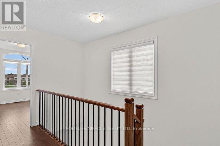 11 Phoenix Boulevard, Barrie, Ontario  L9S 2Z4 - Photo 37 - S12427744