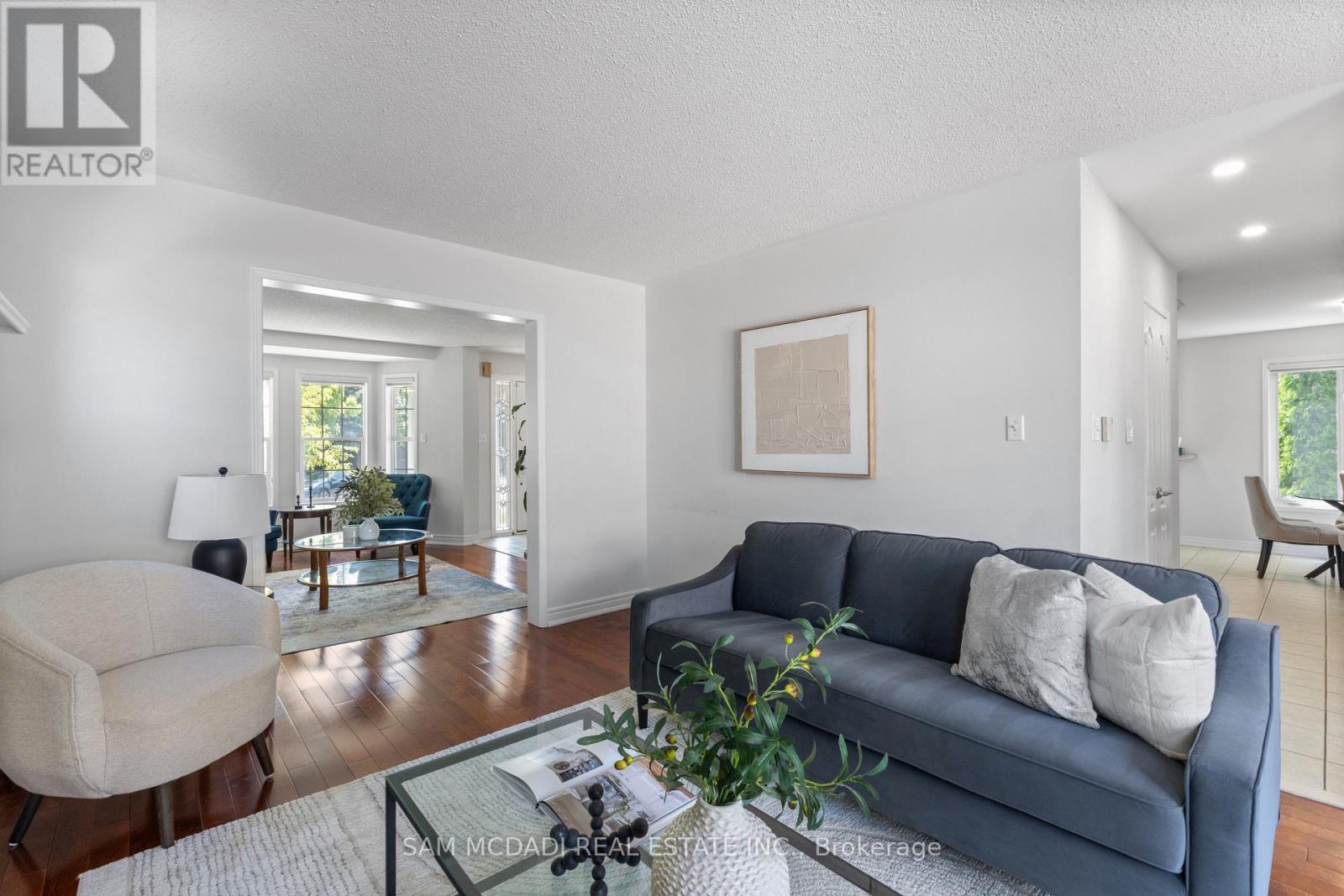 1755 Crately Court, Mississauga, Ontario  L5N 7L2 - Photo 6 - W12427733