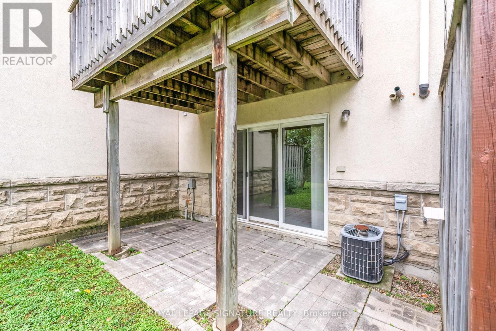 25 - 800 Dundas Street W, Mississauga, Ontario  L5C 4S8 - Photo 35 - W12427738