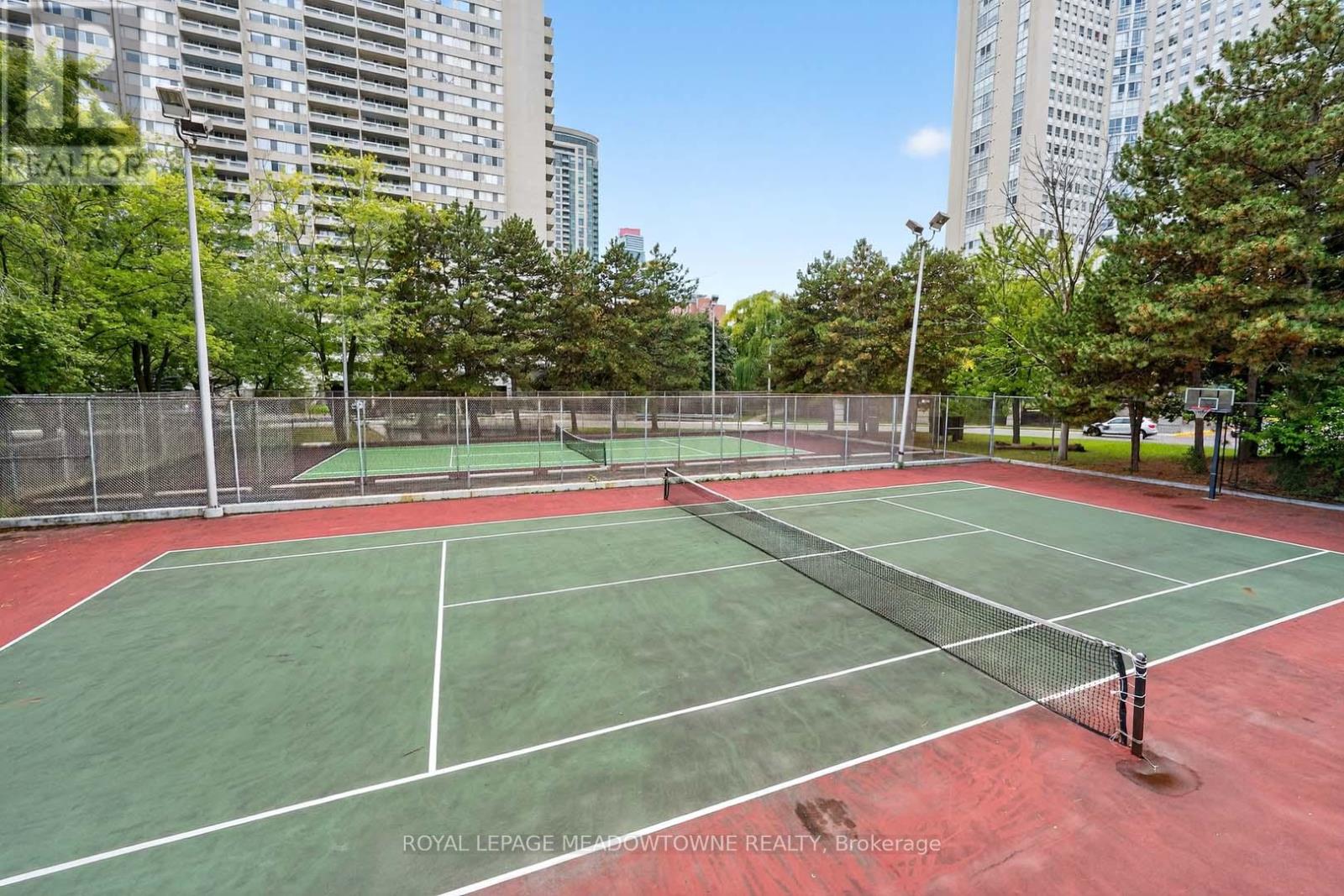 102 - 3695 Kaneff Crescent, Mississauga, Ontario  L5A 4B6 - Photo 47 - W12427741