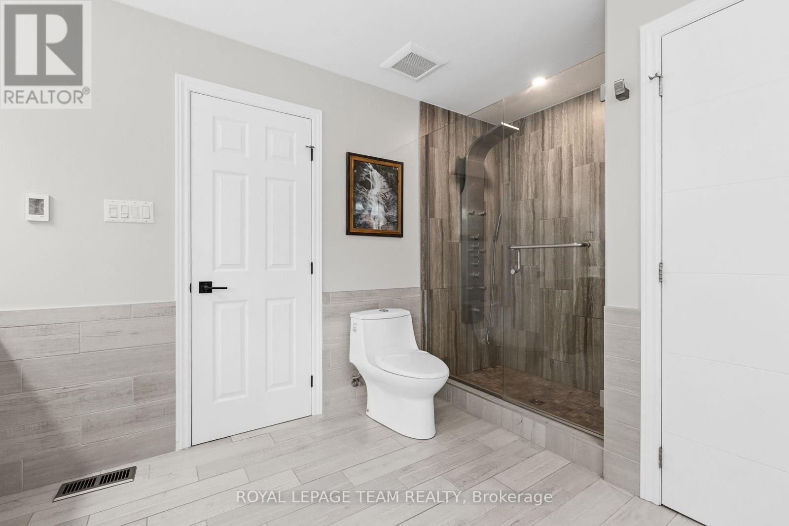 6903 Twin Lakes Avenue, Ottawa, Ontario  K4P 1P1 - Photo 21 - X12427764