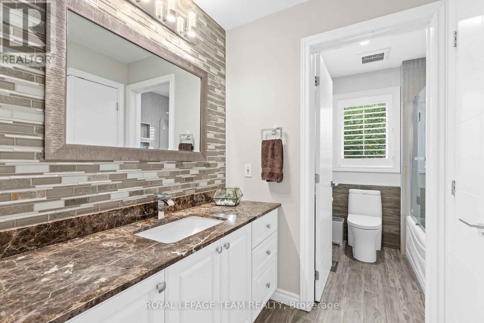 6903 Twin Lakes Avenue, Ottawa, Ontario  K4P 1P1 - Photo 22 - X12427764