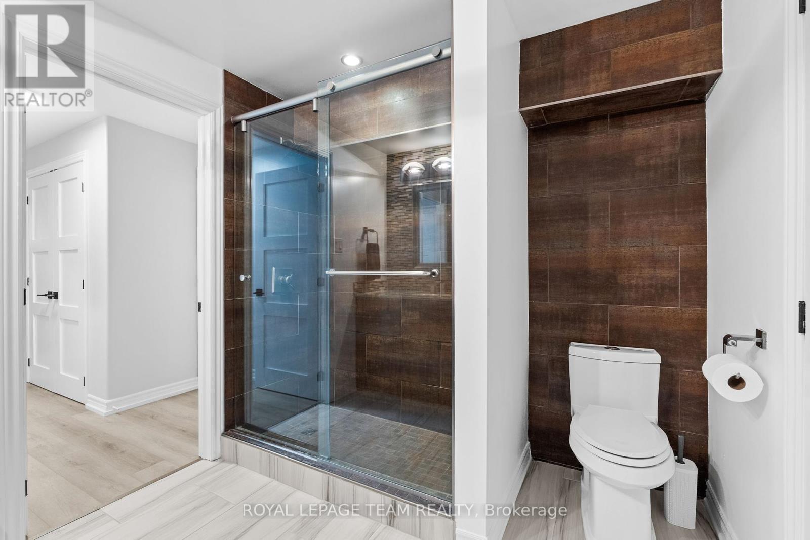 6903 Twin Lakes Avenue, Ottawa, Ontario  K4P 1P1 - Photo 35 - X12427764