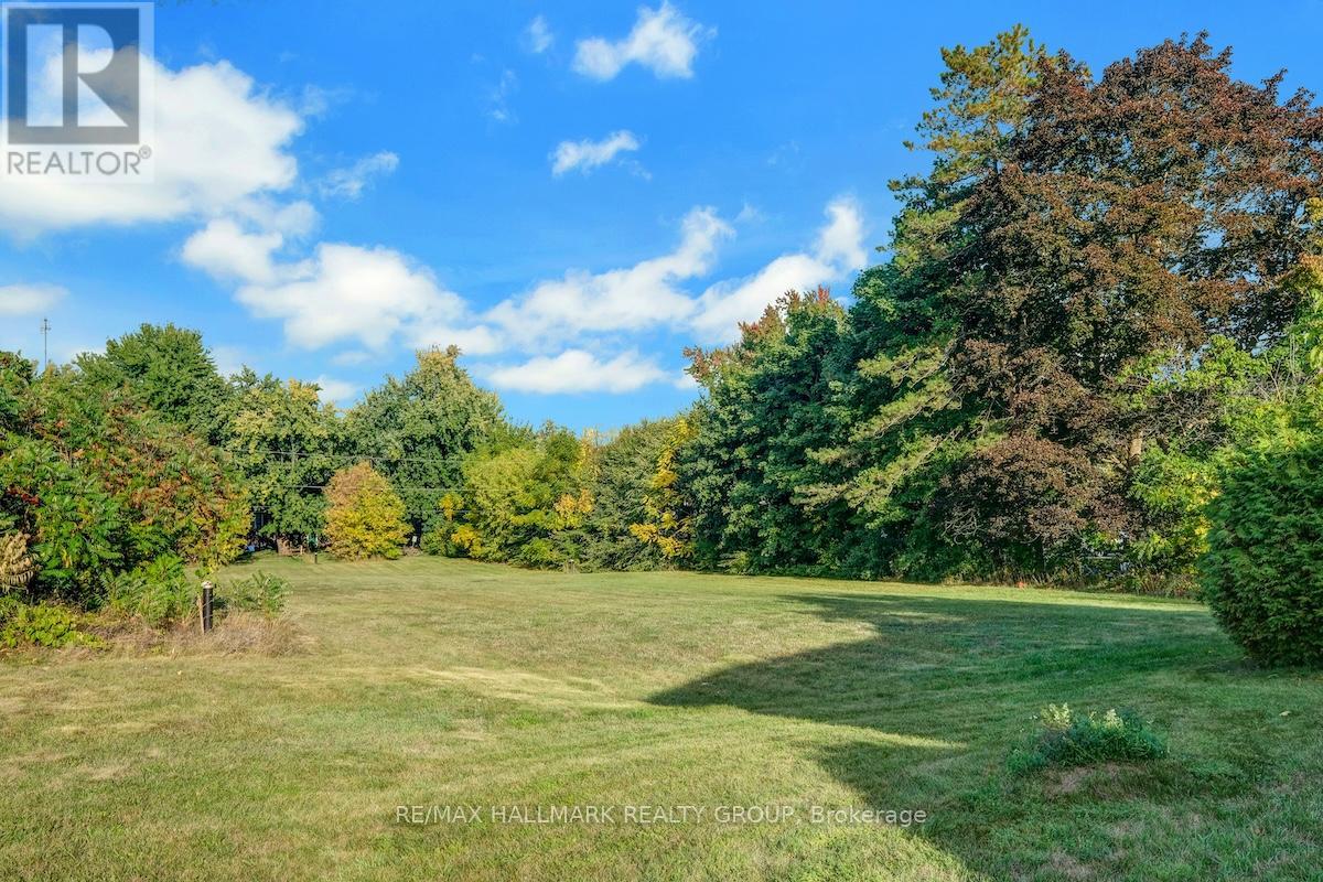 20 Hilltop Crescent S, North Grenville, Ontario  K0G 1J0 - Photo 28 - X12427772