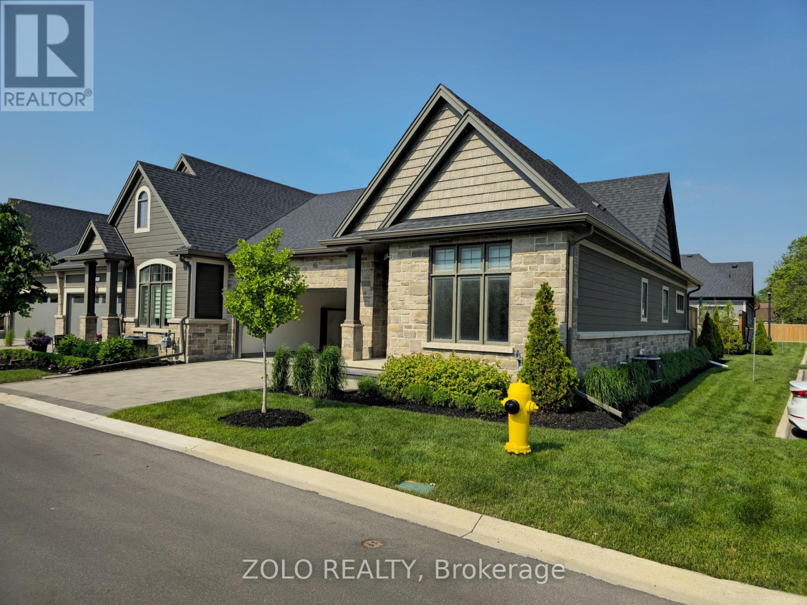 82 - 154 Port Robinson Road, Pelham, Ontario  L0S 1E6 - Photo 2 - X12427745