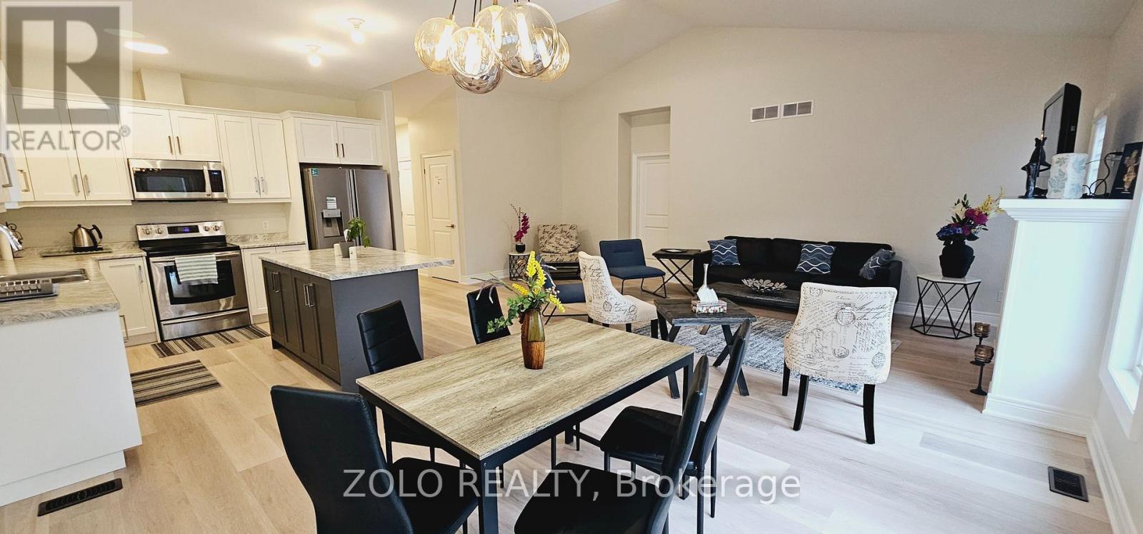 82 - 154 Port Robinson Road, Pelham, Ontario  L0S 1E6 - Photo 8 - X12427745