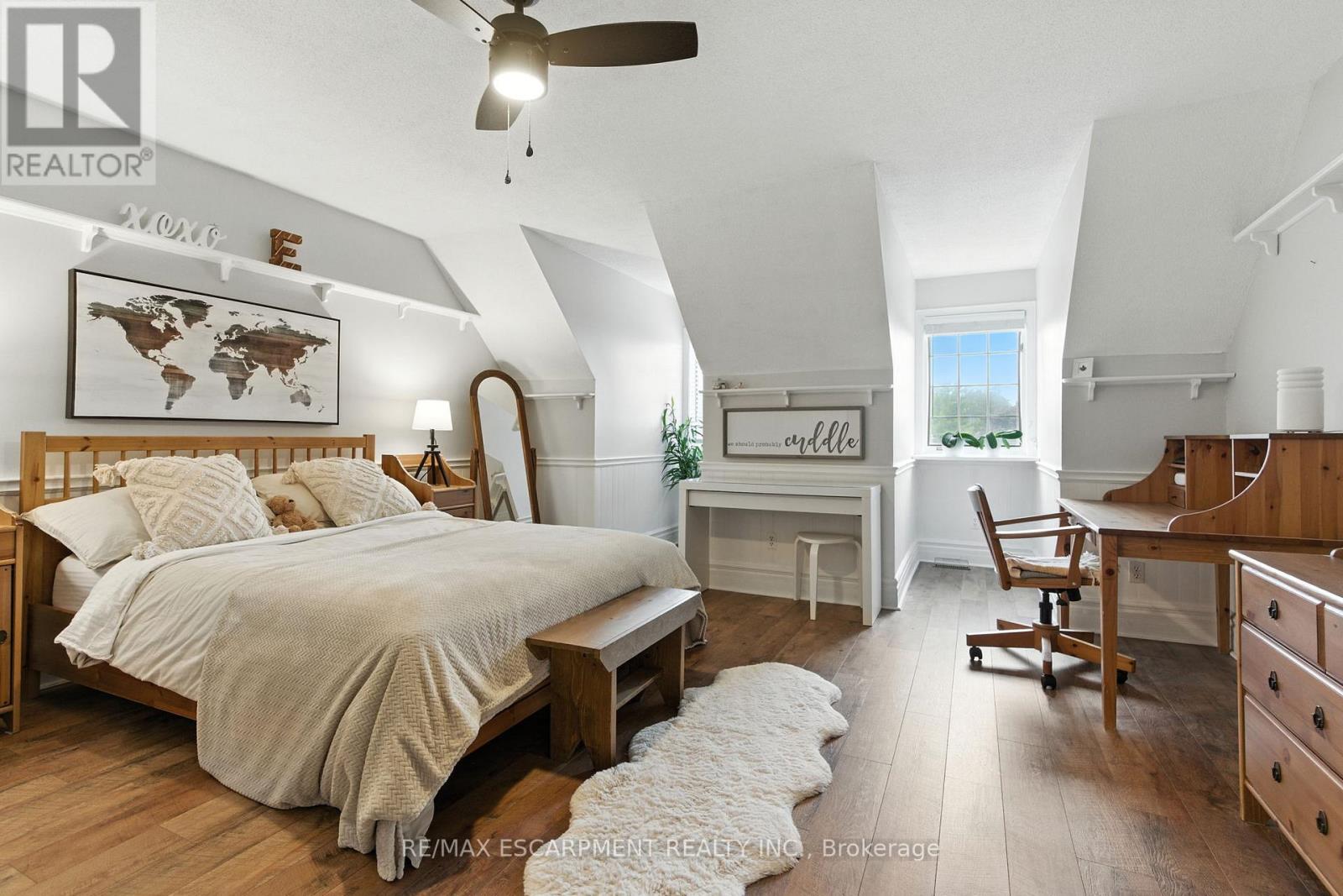 24 Meander Close, Hamilton, Ontario  L0R 1H1 - Photo 31 - X12427747