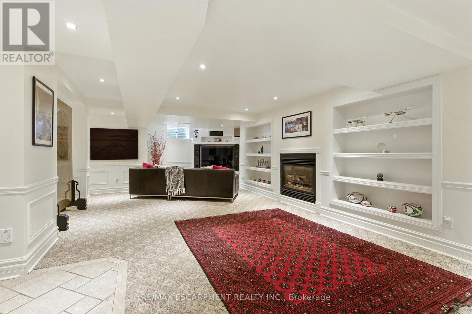 24 Meander Close, Hamilton, Ontario  L0R 1H1 - Photo 37 - X12427747