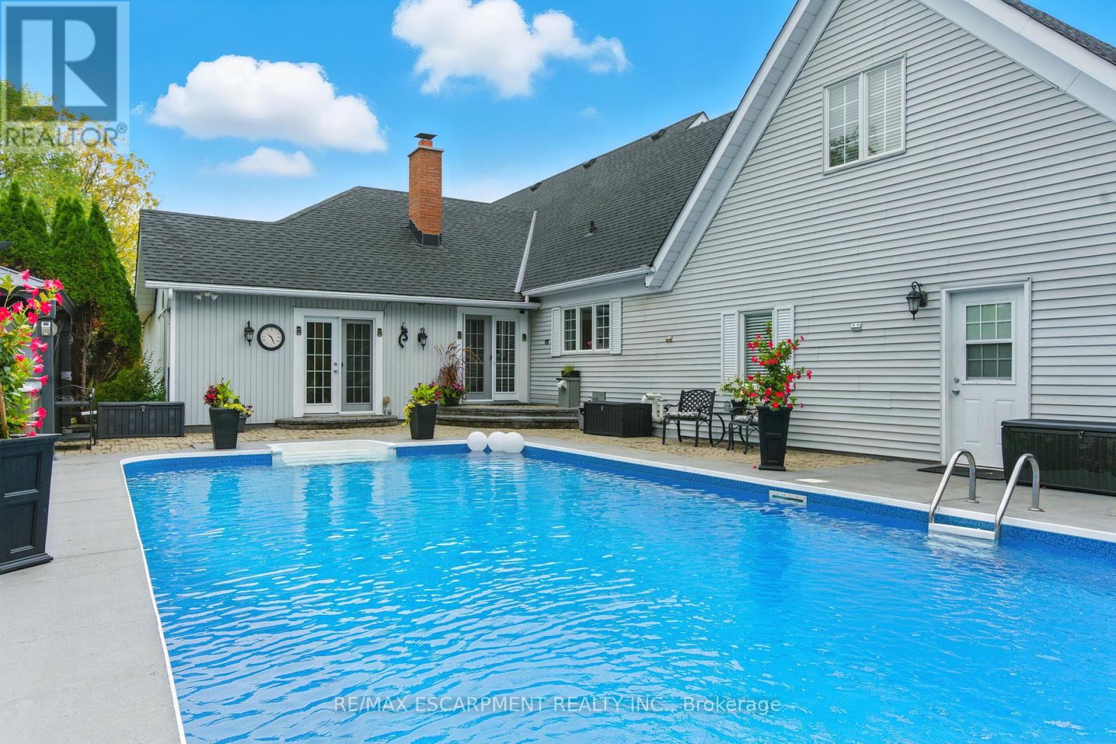 24 Meander Close, Hamilton, Ontario  L0R 1H1 - Photo 43 - X12427747