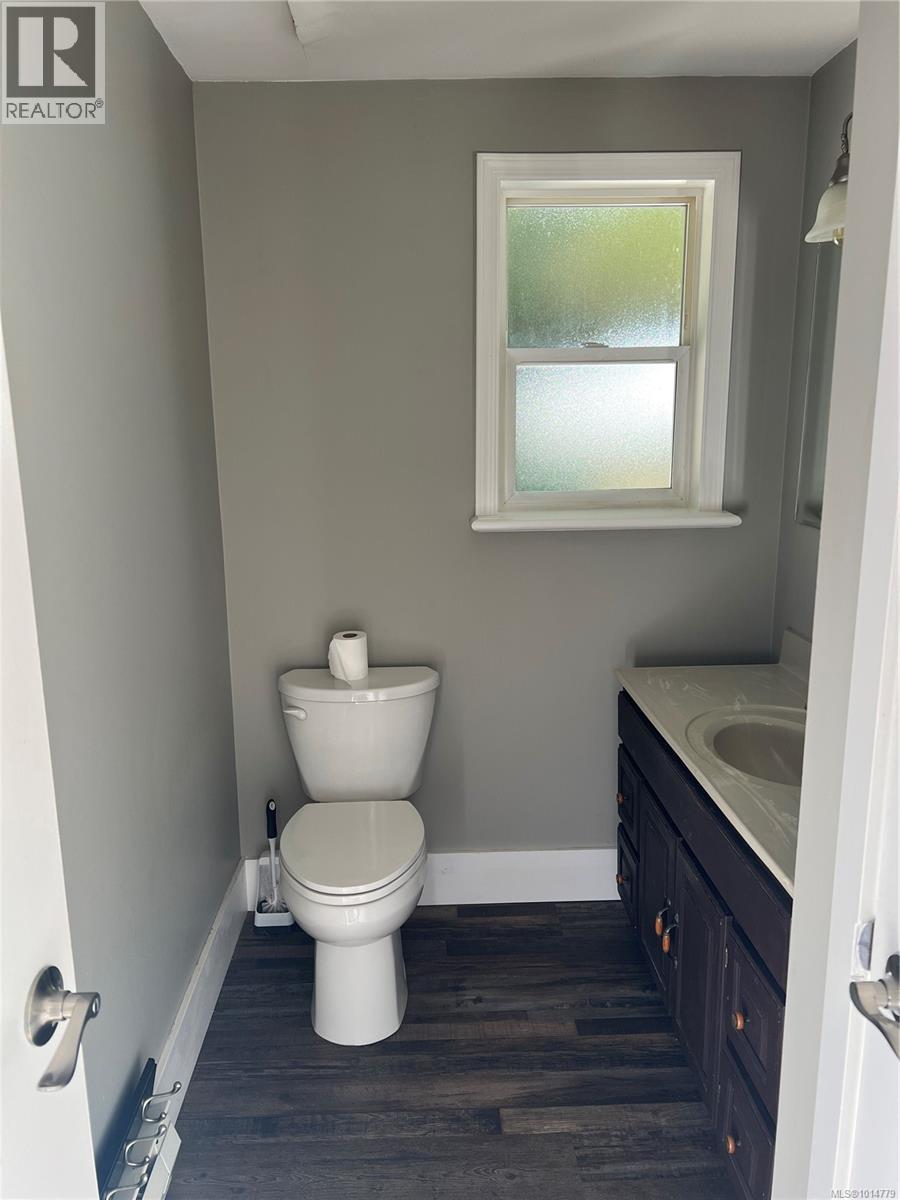 356 Nootka Dr, Gold River, British Columbia  V0P 1G0 - Photo 9 - 1014779