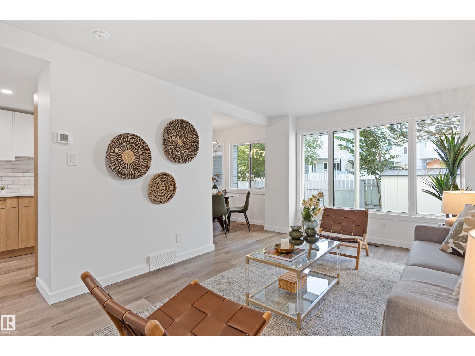 70 Amberly Ct Nw, Edmonton, Alberta  T5A 0H9 - Photo 7 - E4459569