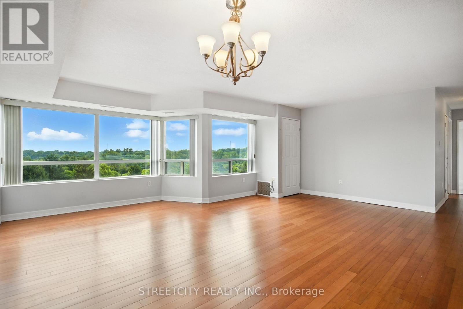 606 - 521 Riverside Road, London North, Ontario  N6H 5E2 - Photo 2 - X12320723