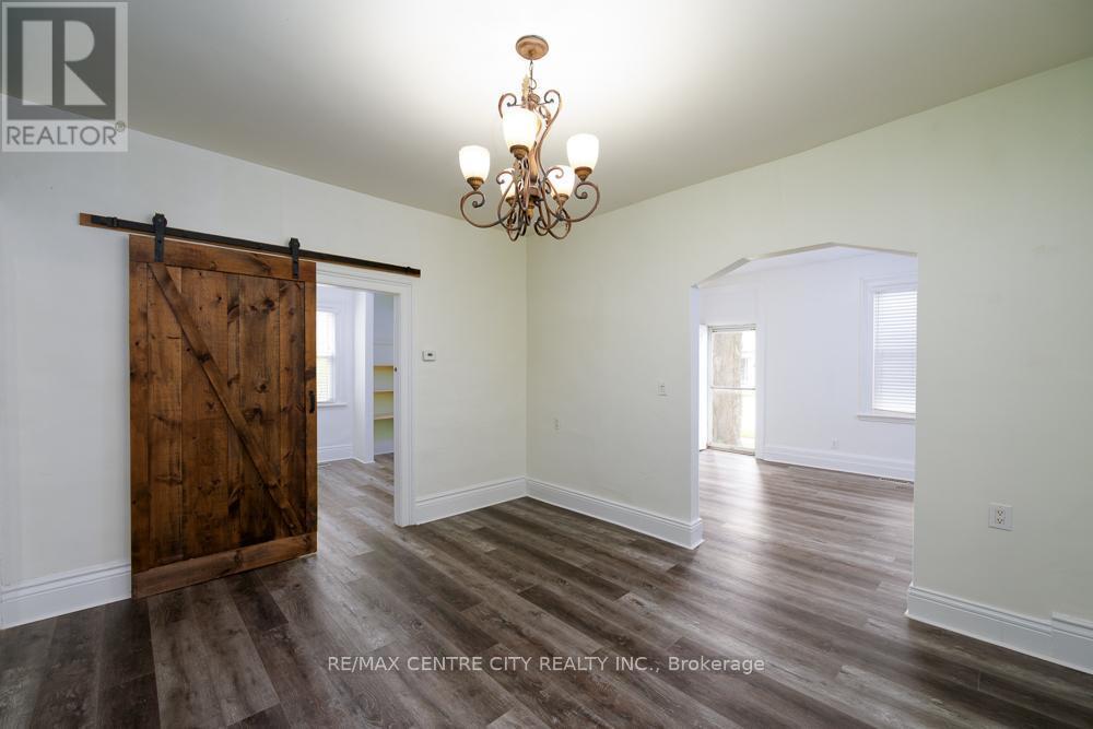 98 Oak Street, London East, Ontario  N5Z 2H6 - Photo 13 - X12388292