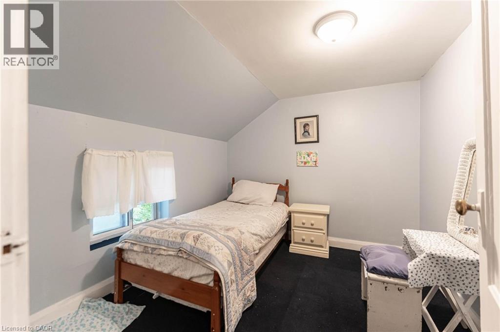 11 Elmwood Avenue, St. Catharines, Ontario  L2R 2T5 - Photo 22 - 40765016