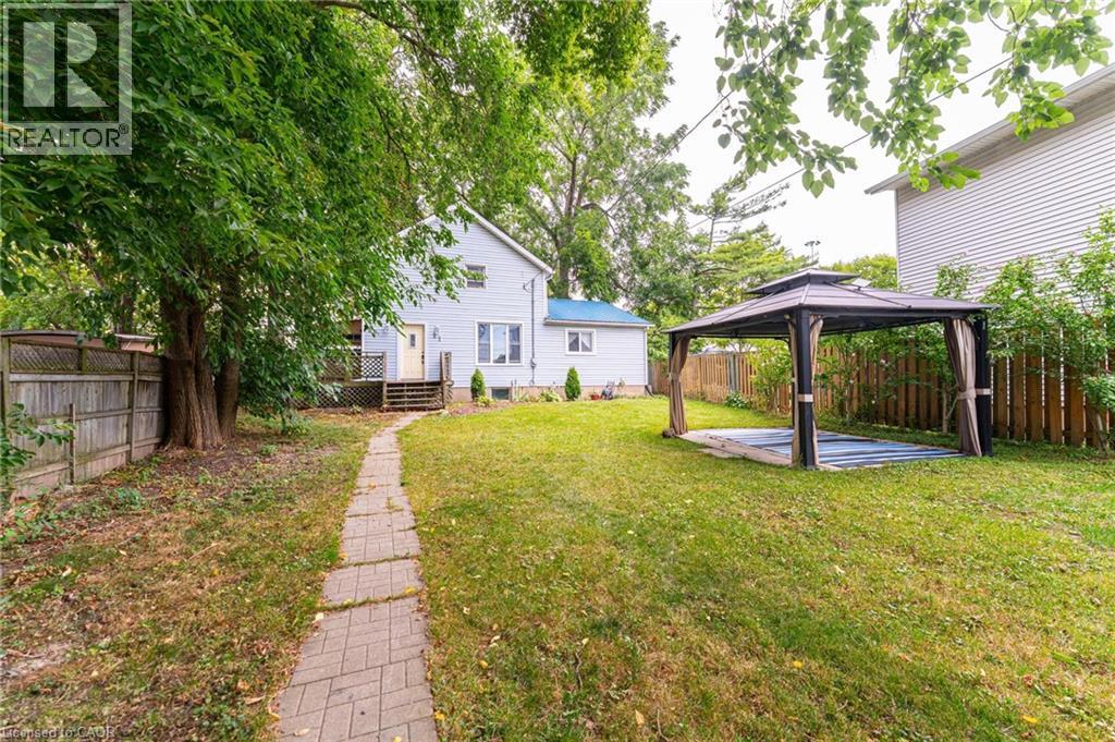 11 Elmwood Avenue, St. Catharines, Ontario  L2R 2T5 - Photo 37 - 40765016