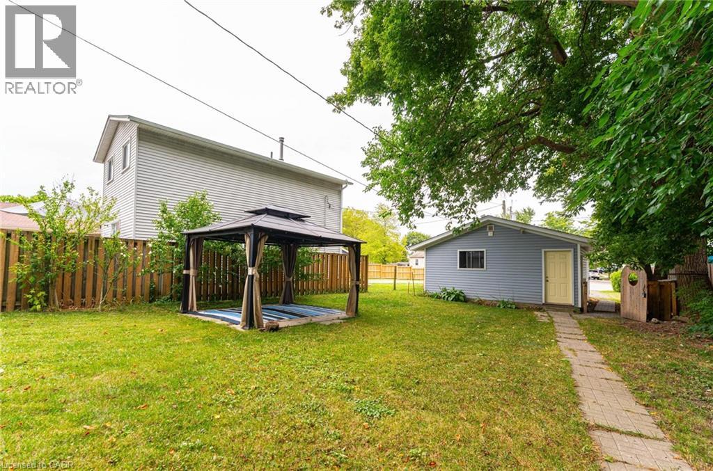 11 Elmwood Avenue, St. Catharines, Ontario  L2R 2T5 - Photo 29 - 40765016