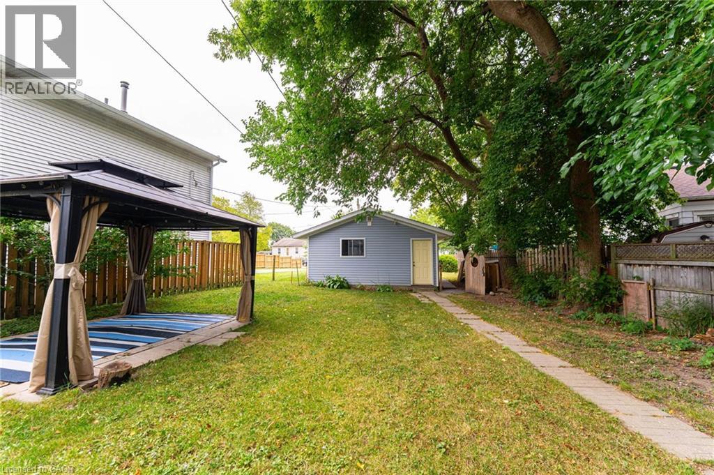 11 Elmwood Avenue, St. Catharines, Ontario  L2R 2T5 - Photo 30 - 40765016