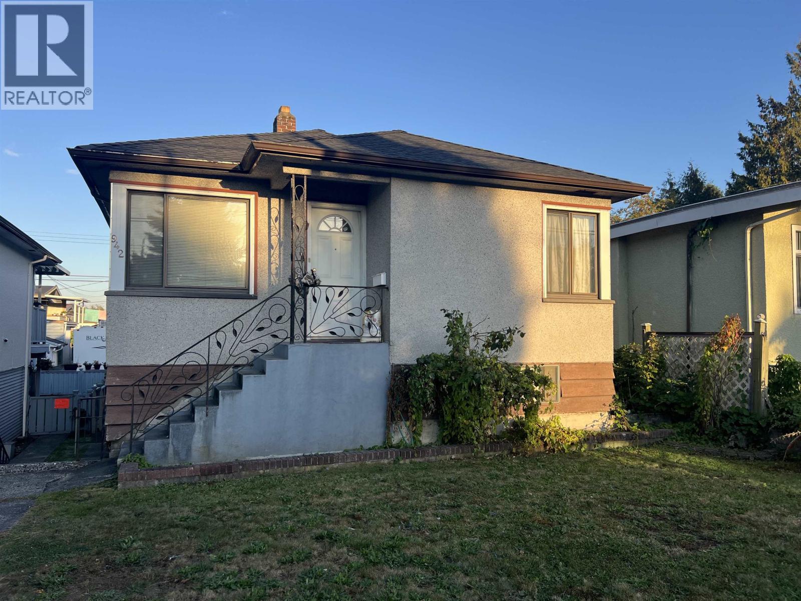 942 NANAIMO STREET, Vancouver, British Columbia
