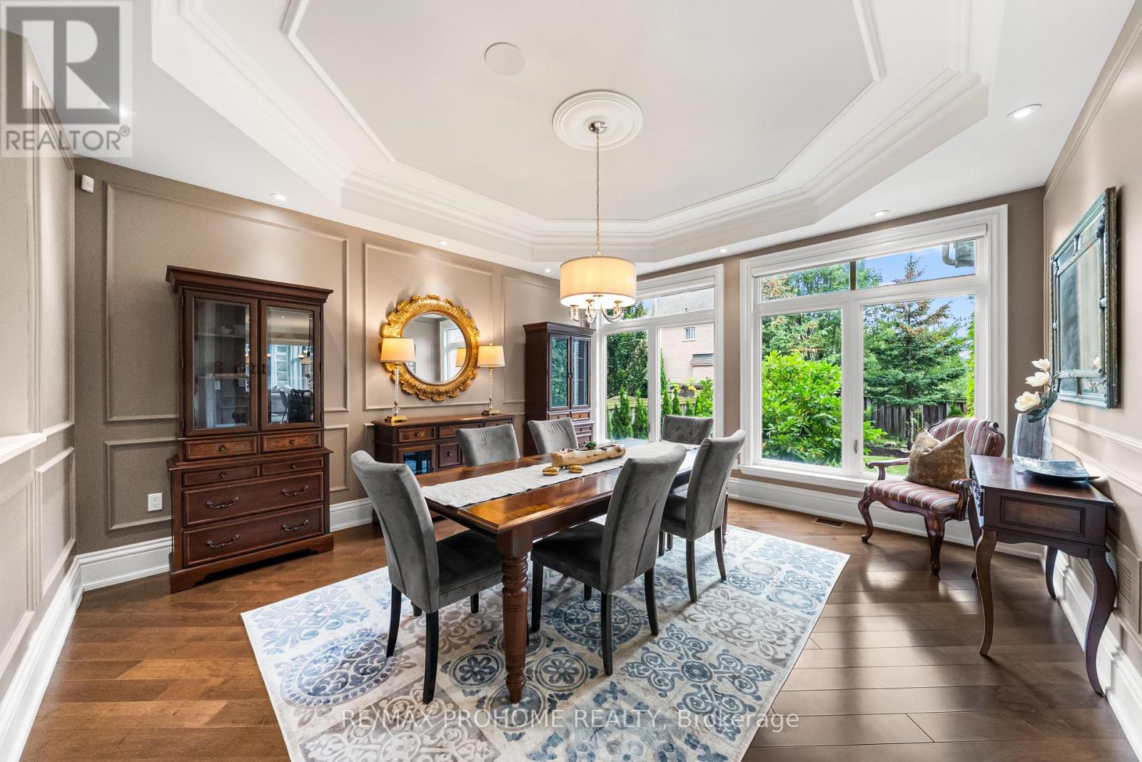 38 Park Crescent, Richmond Hill, Ontario  L4E 3J4 - Photo 7 - N12426790
