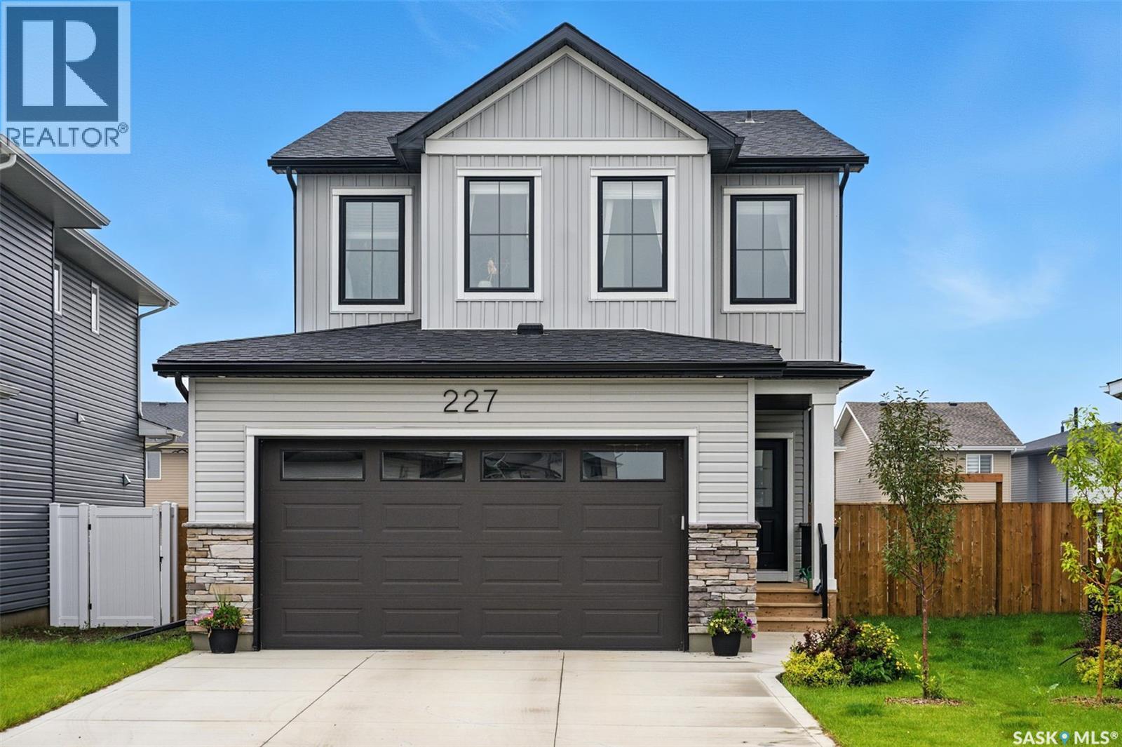 227 Prasad Manor, Saskatoon, Saskatchewan  S7V 1L4 - Photo 2 - SK019429