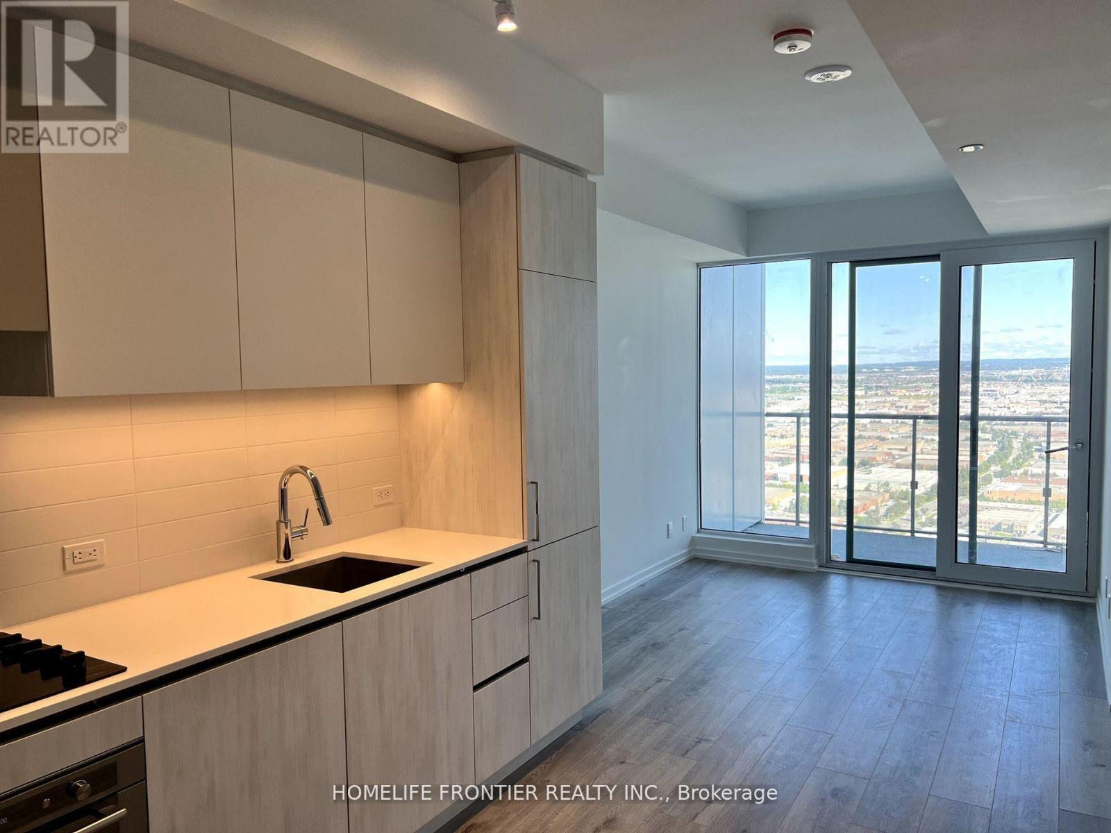 4308 - 7890 Jane Street, Vaughan, Ontario  L4K 0K9 - Photo 2 - N12427770