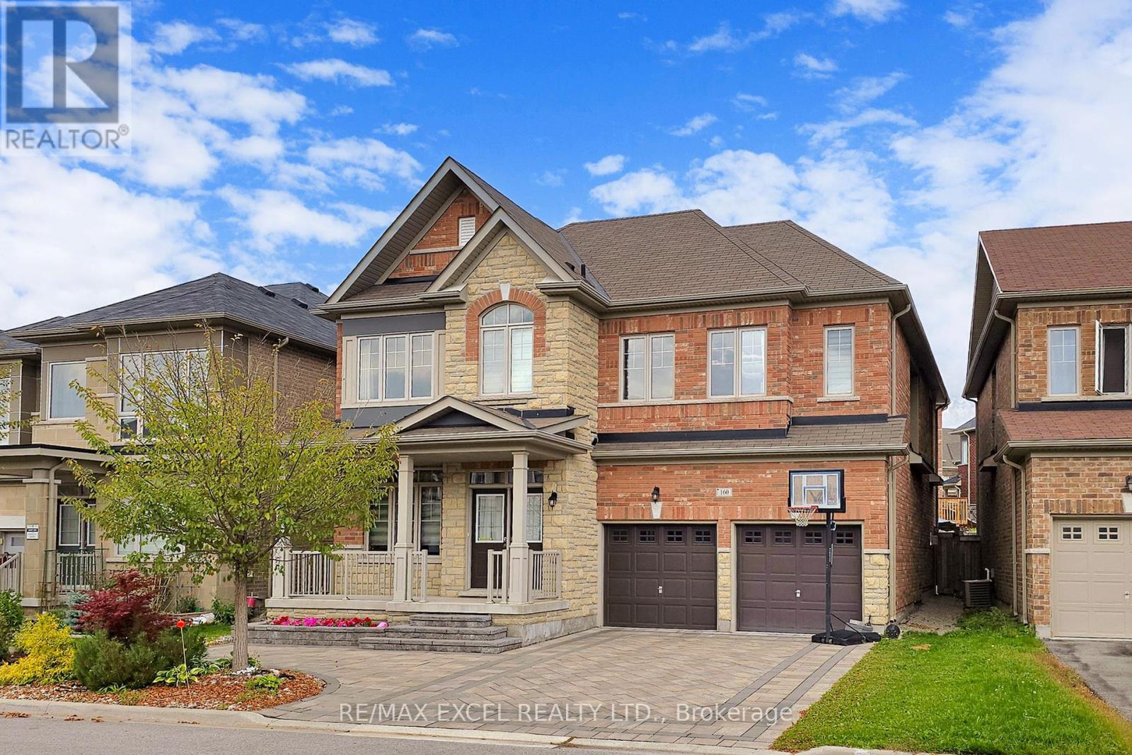 160 ROY HARPER AVENUE, Aurora, Ontario