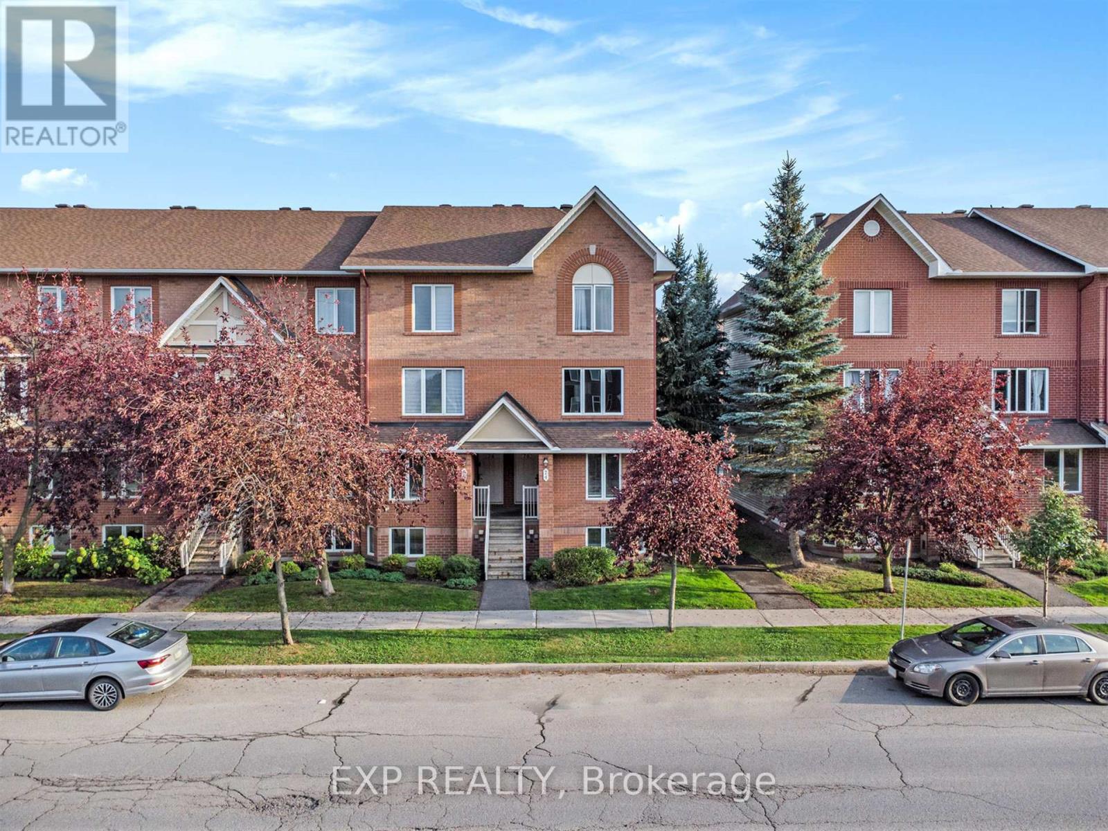 74 Lakepointe Drive, Ottawa, Ontario  K4A 5E5 - Photo 3 - X12427790
