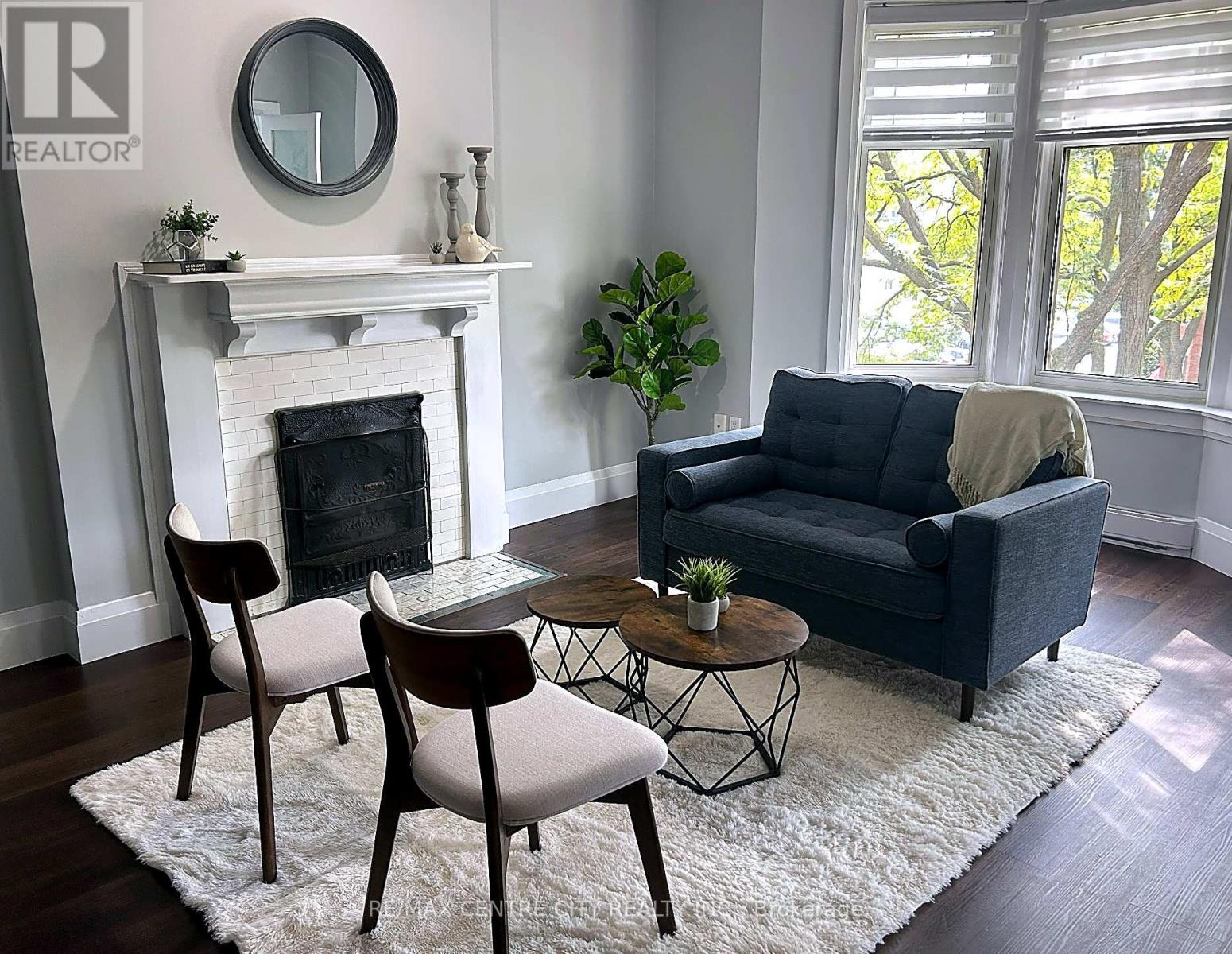 Photo 15 of 23 for 309 - 460 Wellington Street