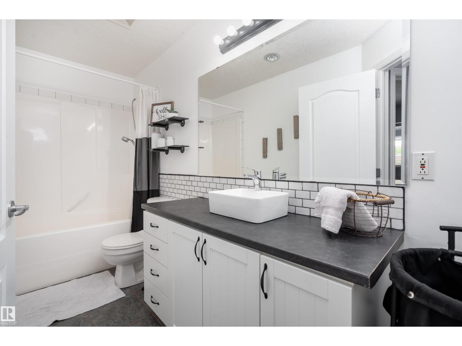 21 Power Dr, Rural Lac Ste. Anne County, Alberta  T0E 0A0 - Photo 28 - E4454140