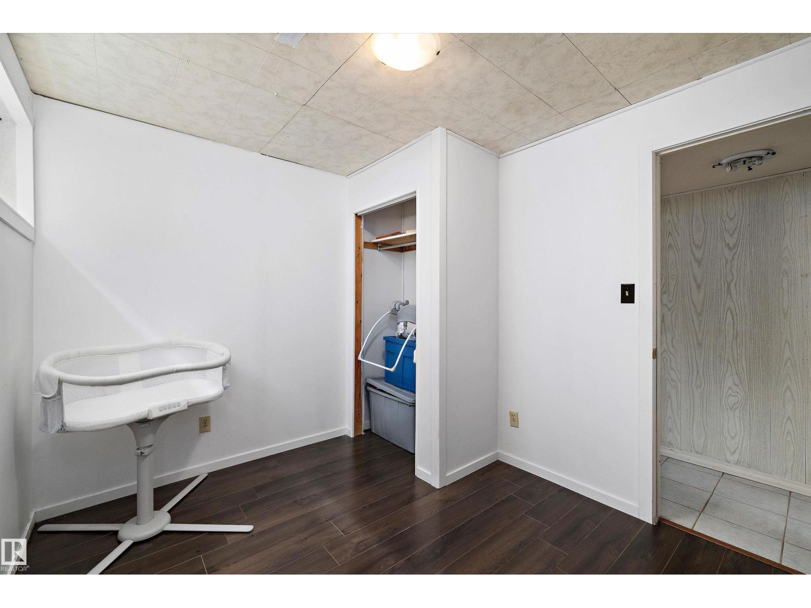 10229/10231 159 St Nw, Edmonton, Alberta  T5P 3A3 - Photo 60 - E4459572