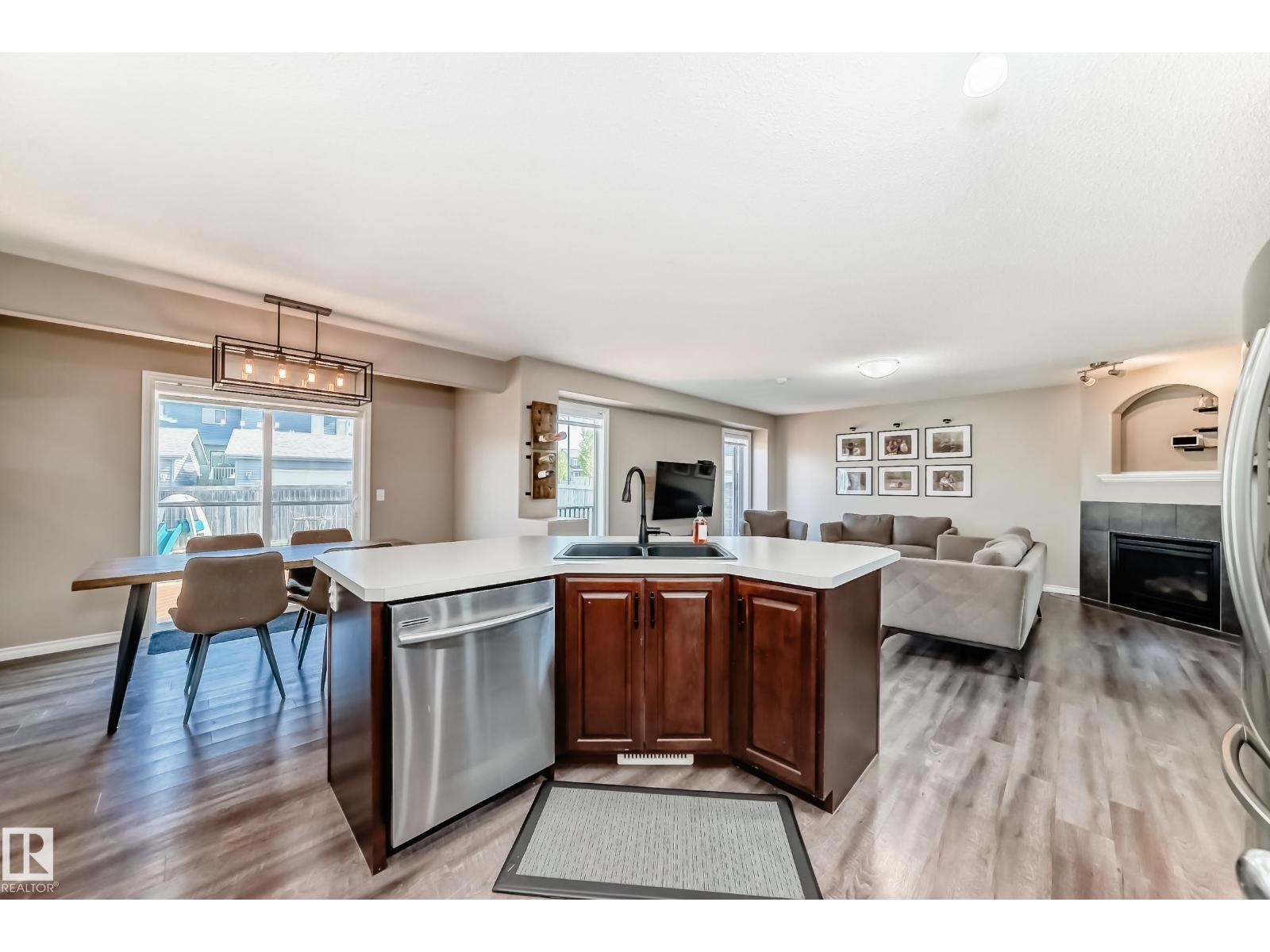 2105 32a St Nw, Edmonton, Alberta  T6T 0K9 - Photo 13 - E4459574