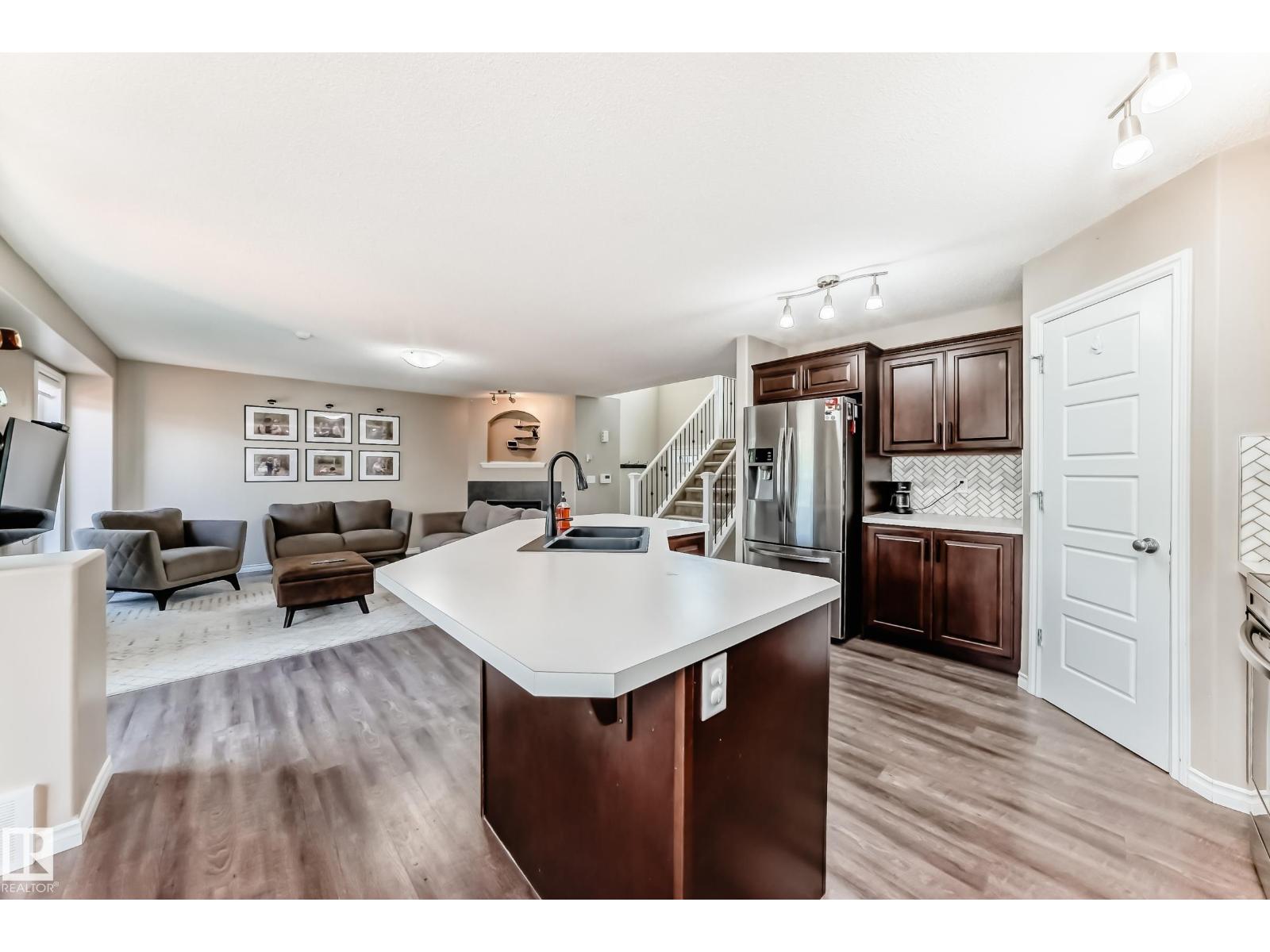 2105 32a St Nw, Edmonton, Alberta  T6T 0K9 - Photo 14 - E4459574