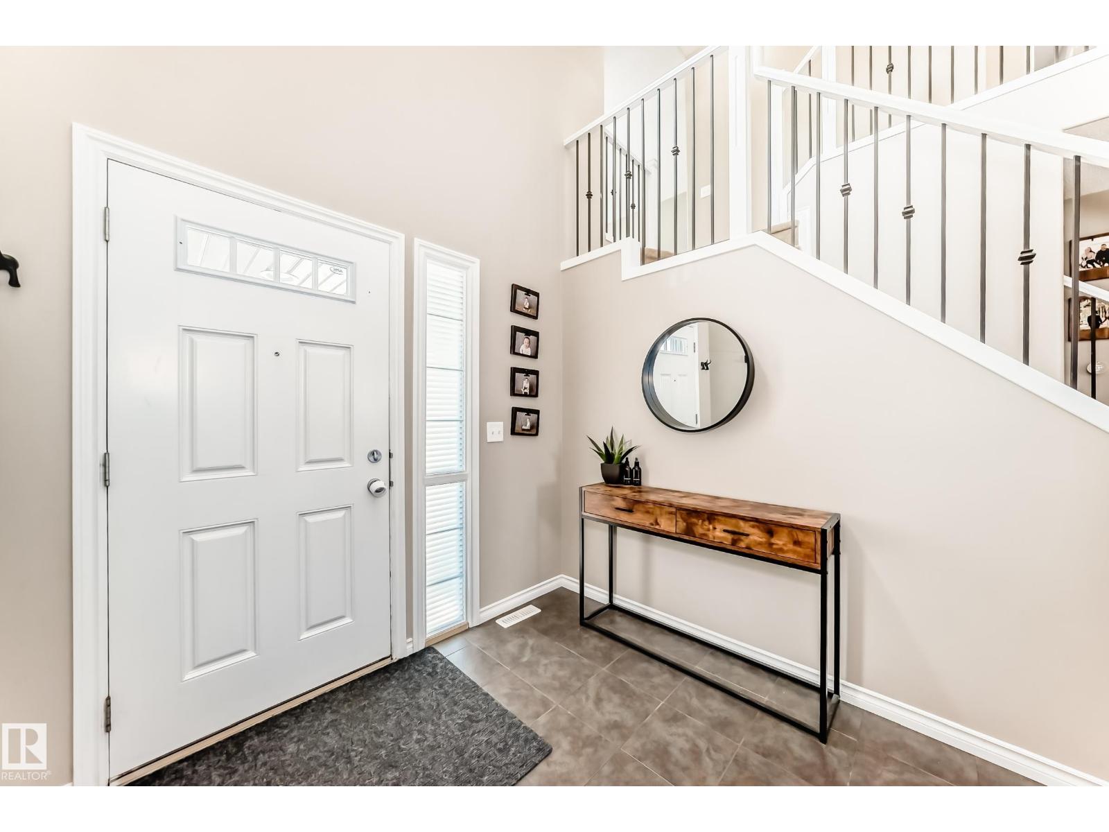 2105 32a St Nw, Edmonton, Alberta  T6T 0K9 - Photo 4 - E4459574