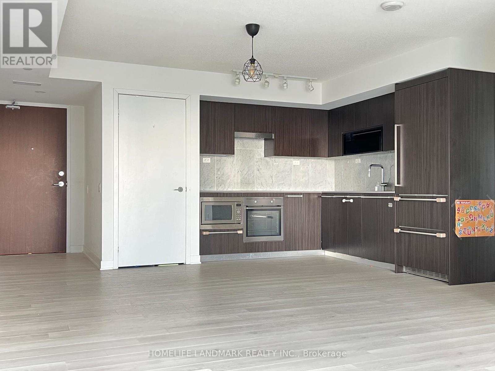 2612 - 70 Queens Wharf Road, Toronto, Ontario  M5V 0J2 - Photo 2 - C12427786