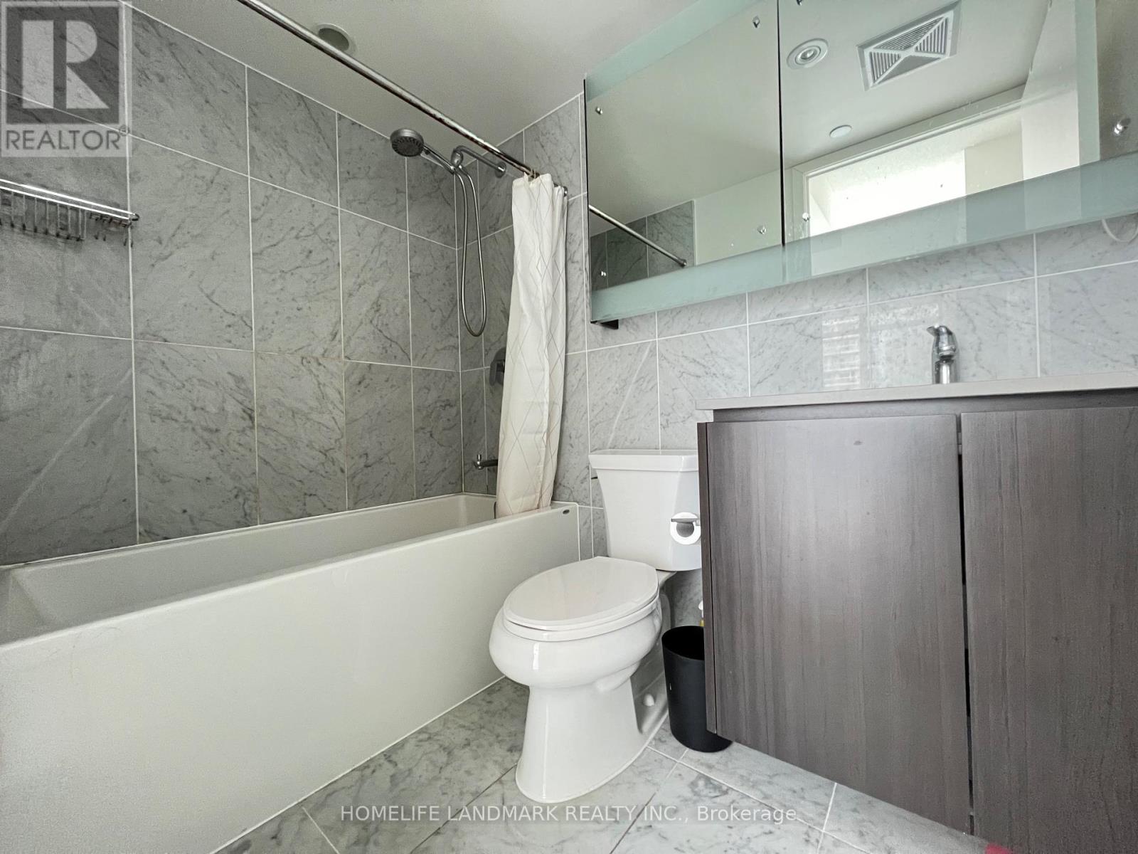 2612 - 70 Queens Wharf Road, Toronto, Ontario  M5V 0J2 - Photo 5 - C12427786