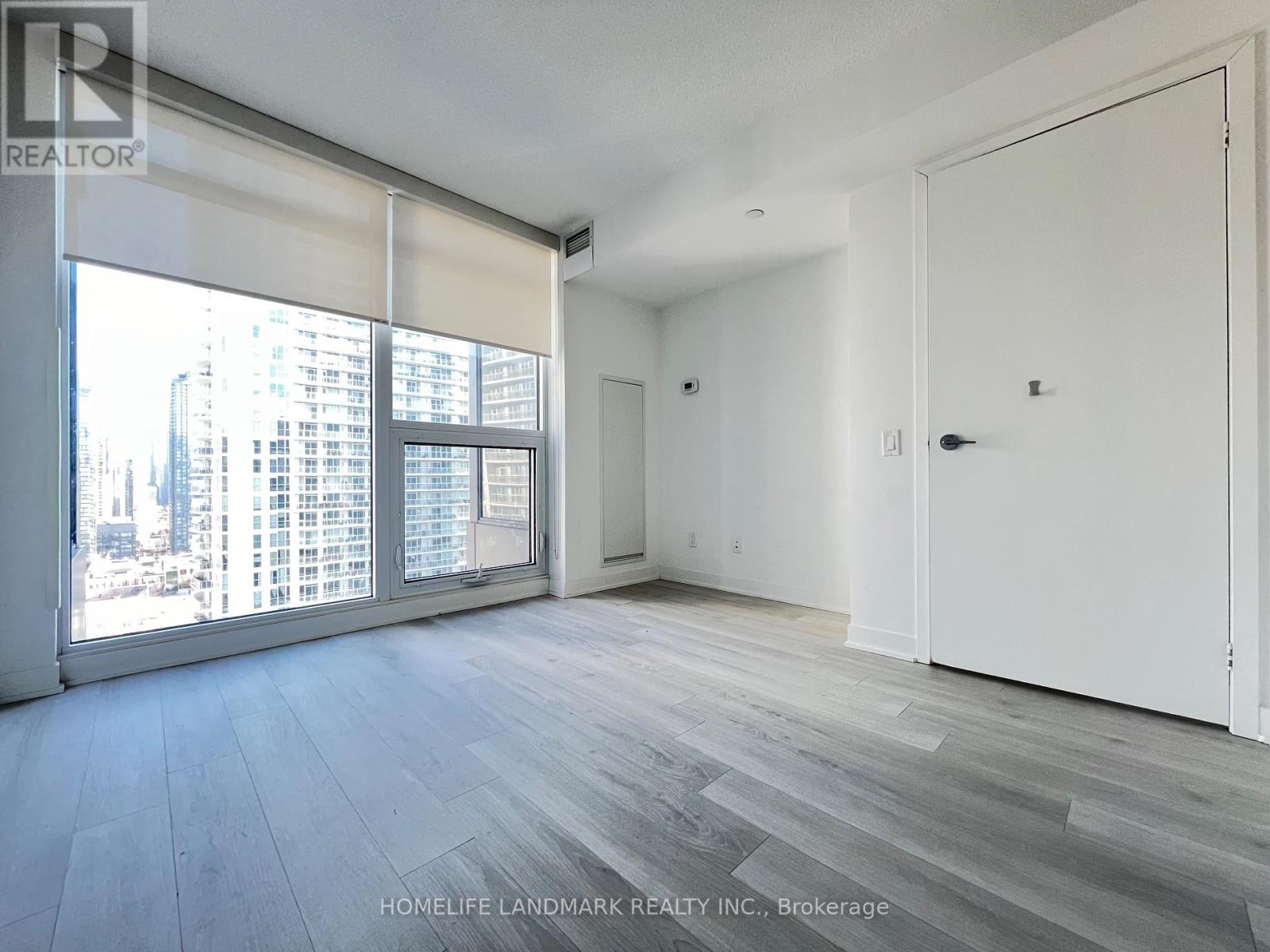 2612 - 70 Queens Wharf Road, Toronto, Ontario  M5V 0J2 - Photo 6 - C12427786