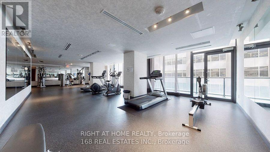 2803 - 426 University Avenue, Toronto, Ontario  M5G 1S9 - Photo 22 - C12424647