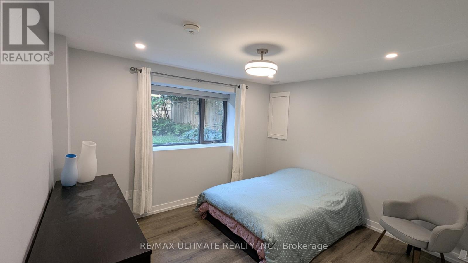 Lower - 1101 Lakeshore Road W, Oakville, Ontario  L6L 1E7 - Photo 16 - W12421636