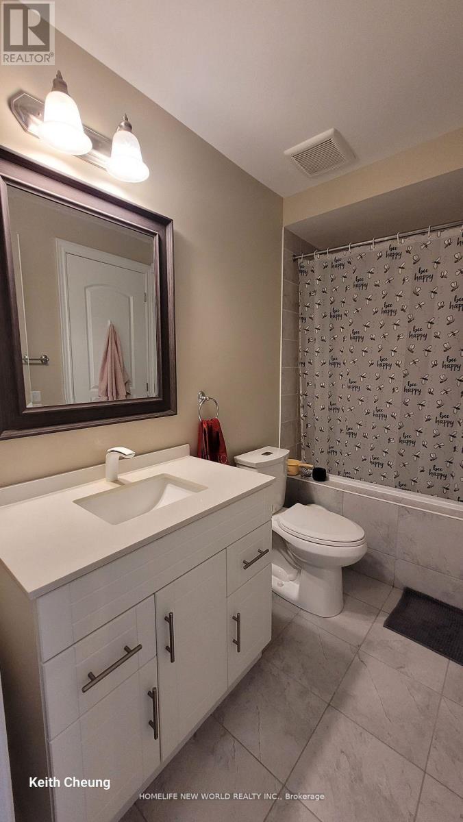 143 Mondial Crescent, East Gwillimbury, Ontario  L9N 0S1 - Photo 22 - N12427785