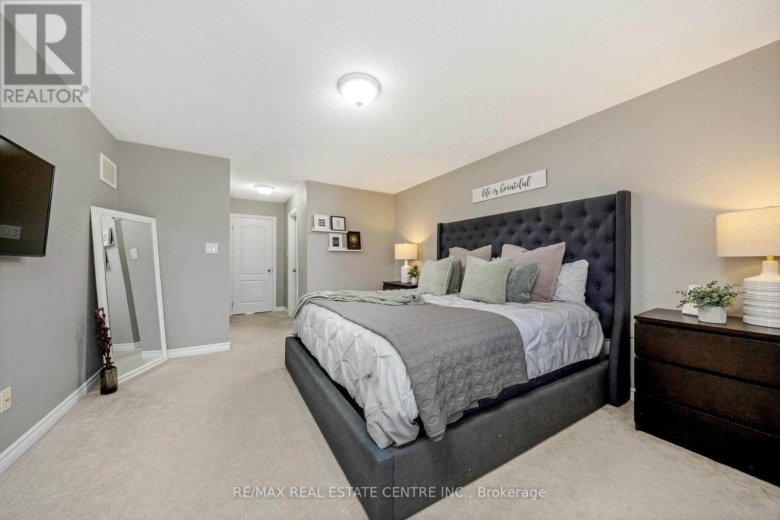 1244 Ruddy Crescent, Milton, Ontario  L9T 8M2 - Photo 23 - W12427778