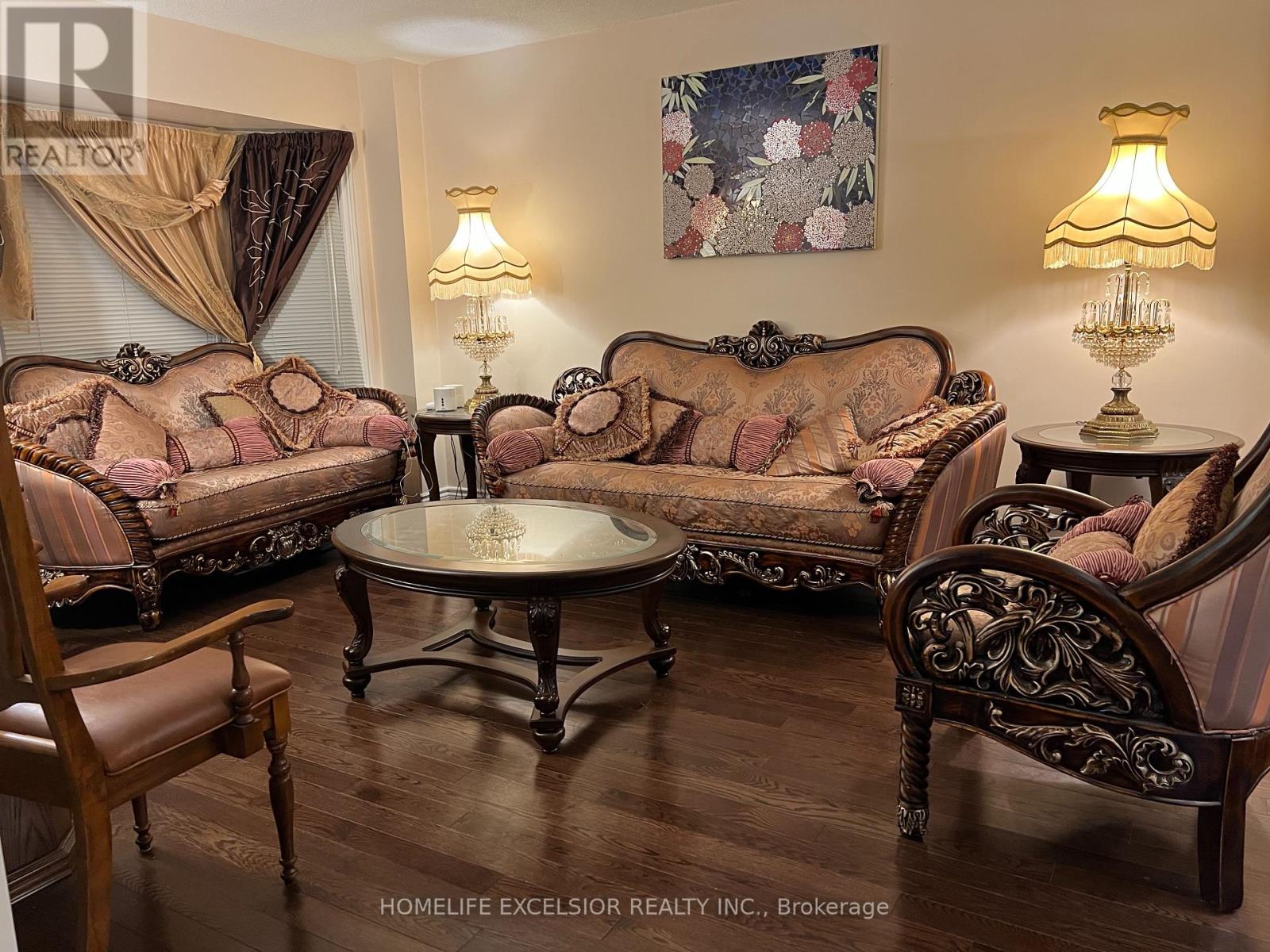 3408 Water Lily Court, Mississauga, Ontario  L5N 6B5 - Photo 5 - W12427781