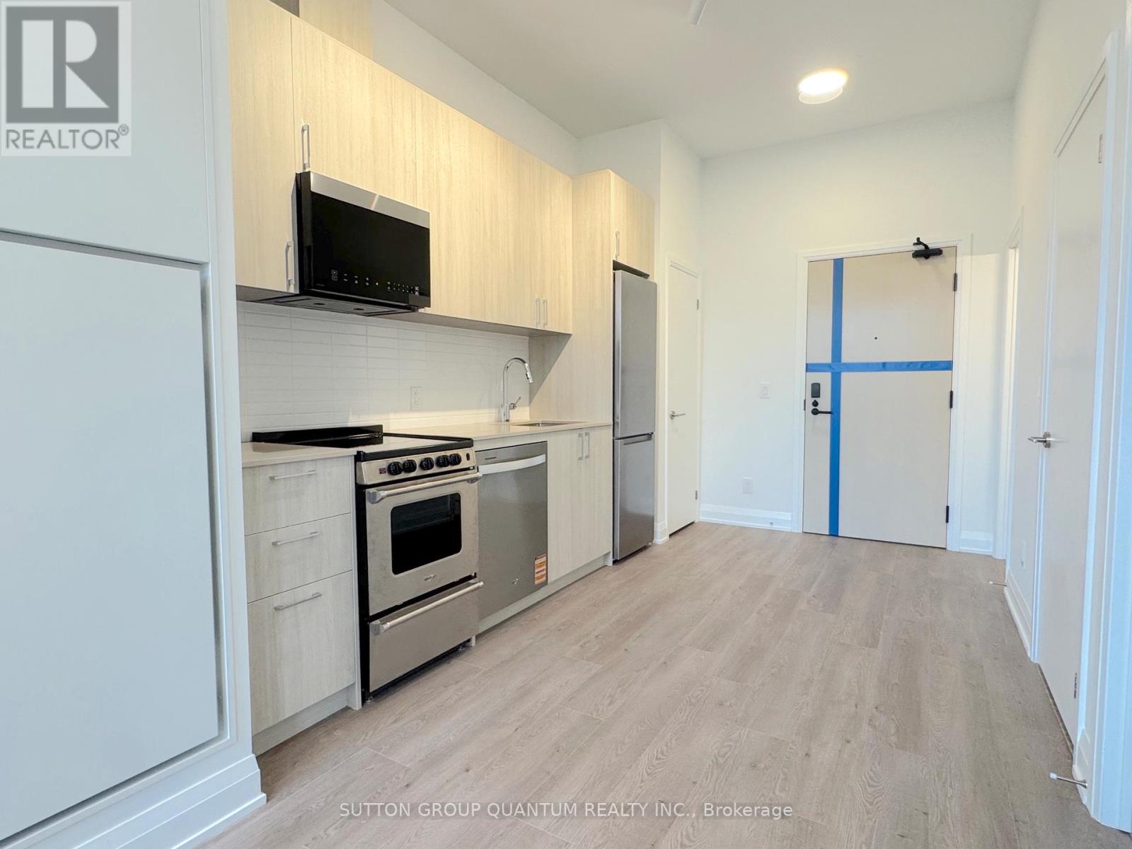 104 - 3250 Carding Mill Trail, Oakville, Ontario  L6M 1L3 - Photo 4 - W12427782