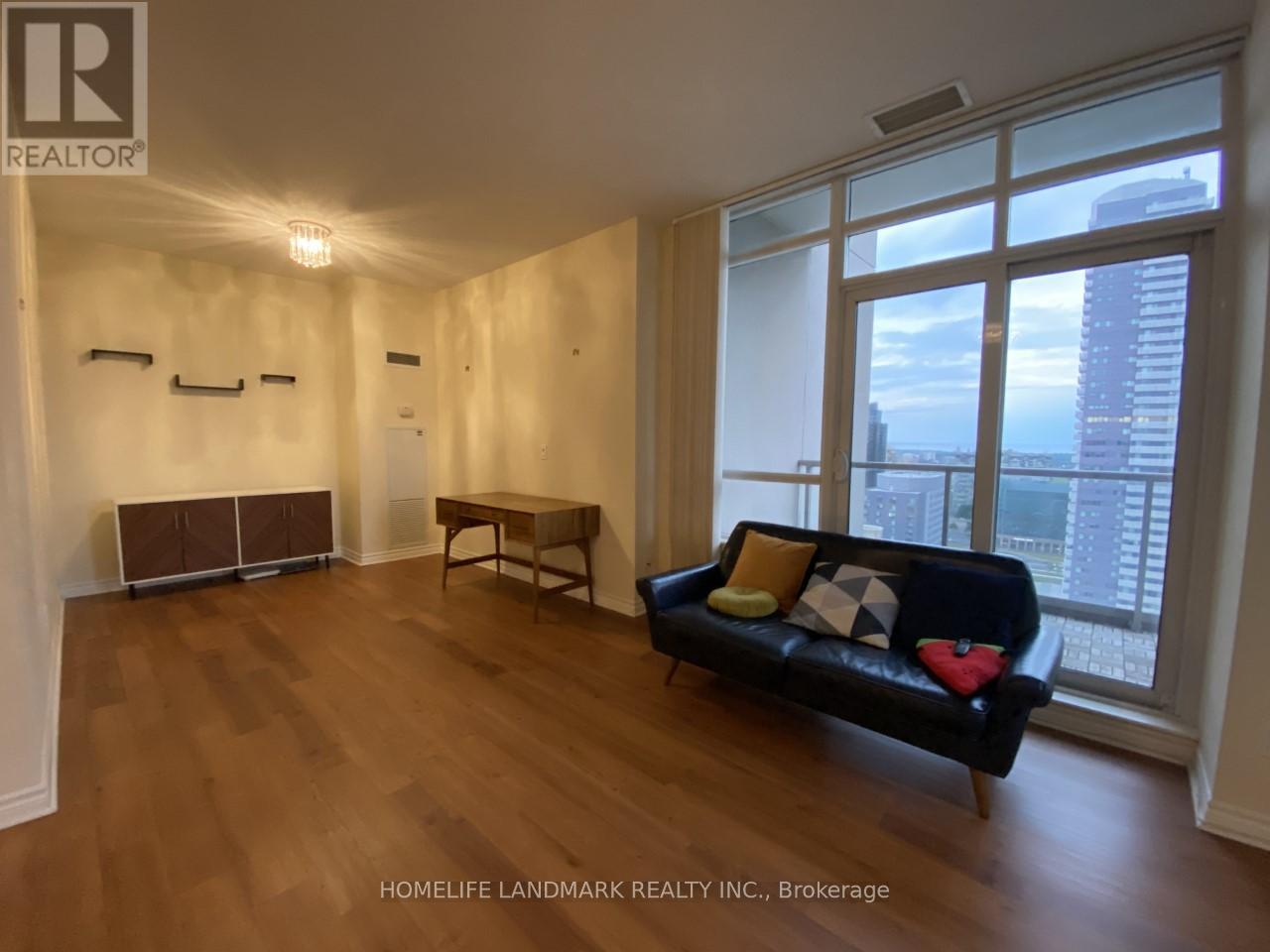 2402 - 388 Prince Of Wales Drive, Mississauga, Ontario  L5B 0A1 - Photo 13 - W12427787